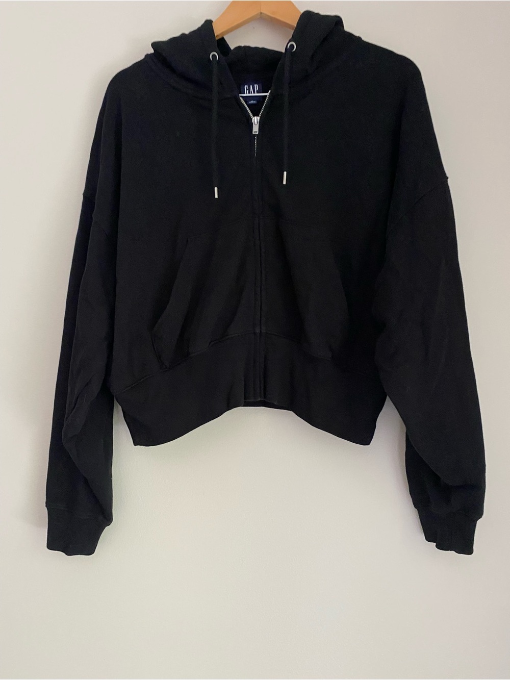 Gap black zip up hoodie cropped medium